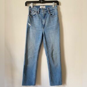 EUC Abercrombie & Fitch Ultra High Rise Ankle Straight Jeans 24” waist regular